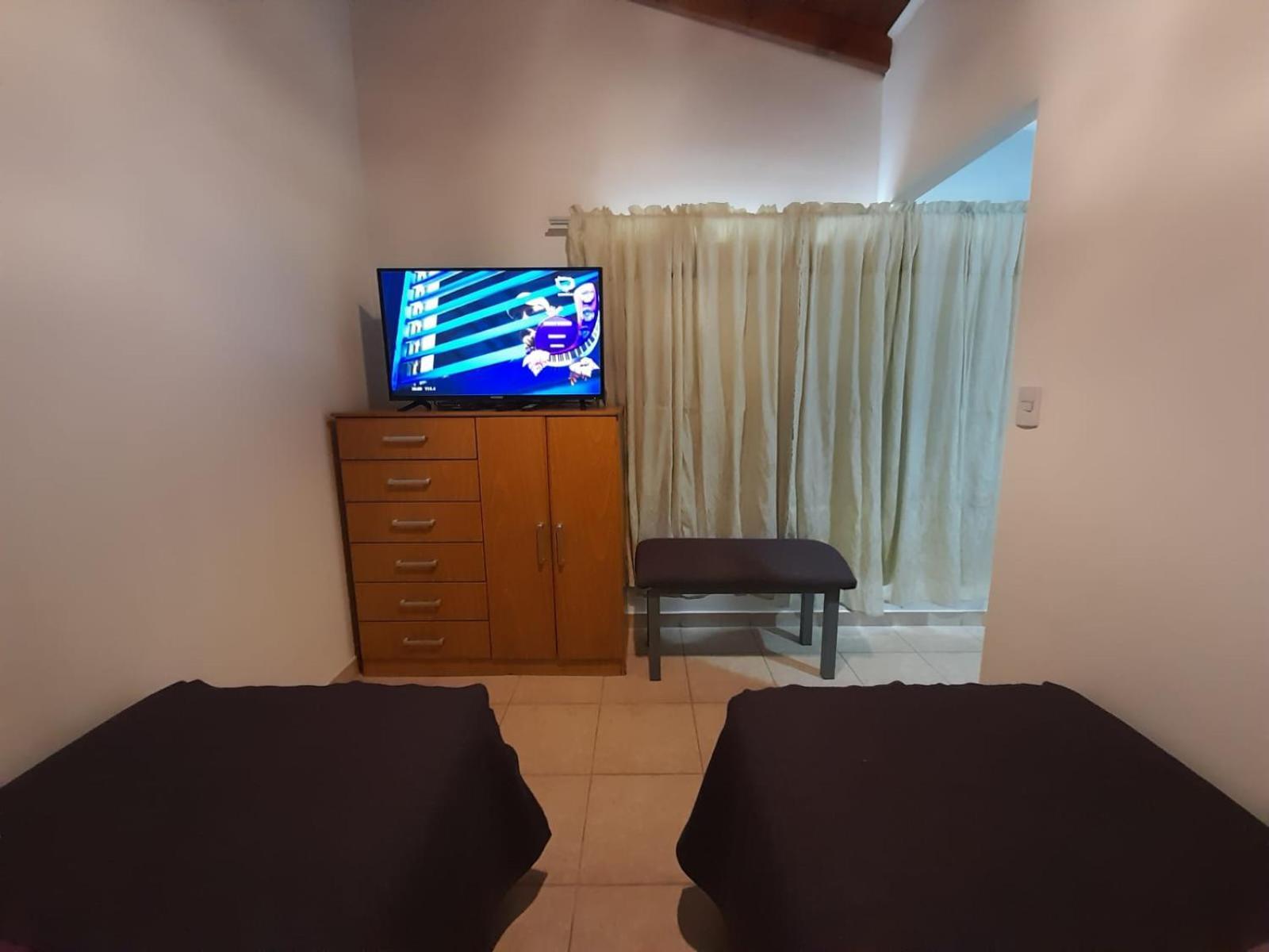 Appartamento Monseñor Fagnano 592 D Ushuaia Esterno foto